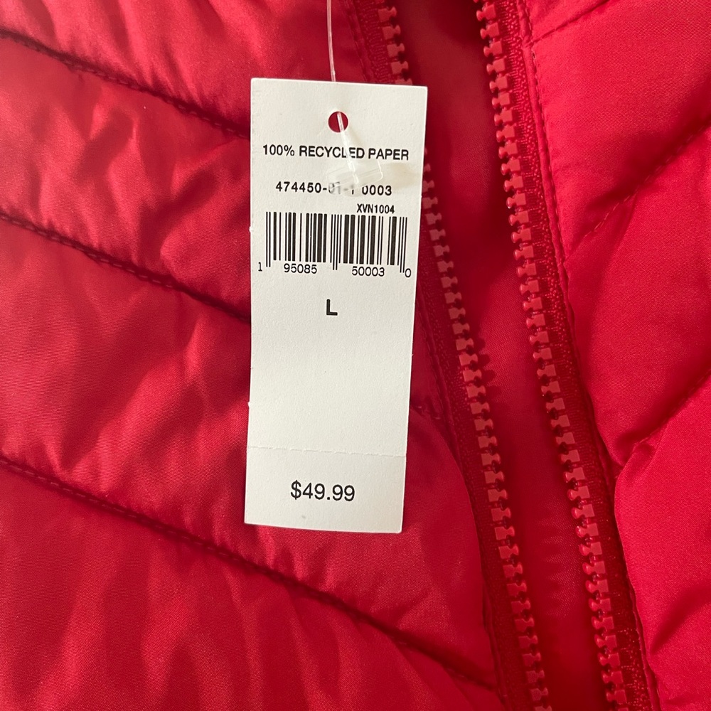Brand new Gap puffer vest. Red